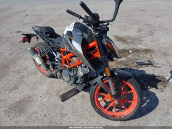  Salvage KTM 390