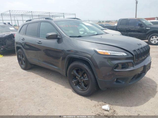  Salvage Jeep Cherokee
