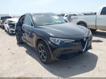 Salvage Alfa Romeo Stelvio
