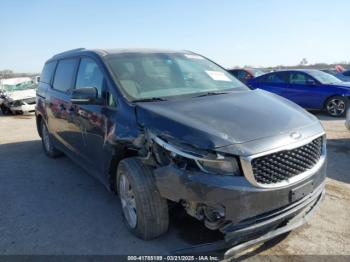  Salvage Kia Sedona