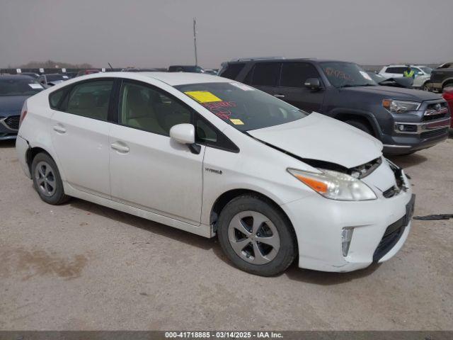  Salvage Toyota Prius
