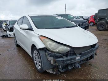  Salvage Hyundai ELANTRA