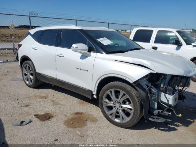  Salvage Chevrolet Blazer