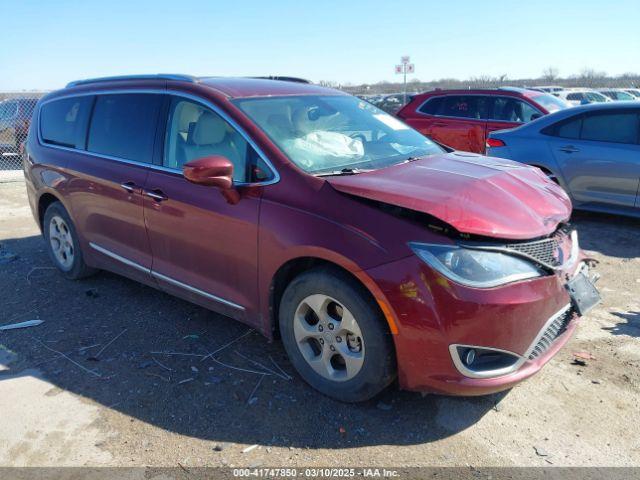  Salvage Chrysler Pacifica