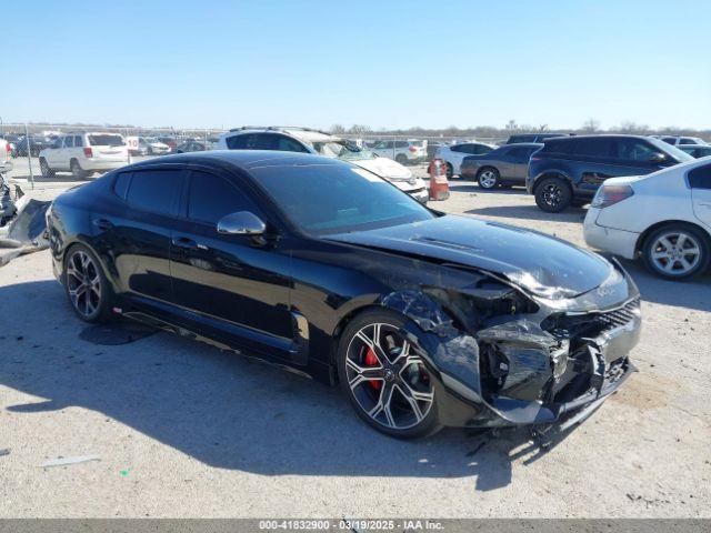  Salvage Kia Stinger