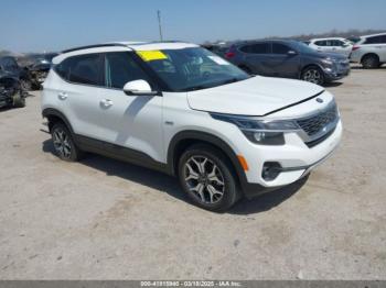  Salvage Kia Seltos