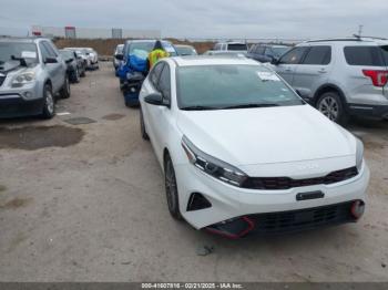  Salvage Kia Forte