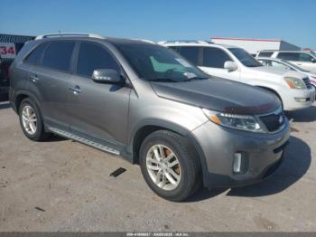  Salvage Kia Sorento