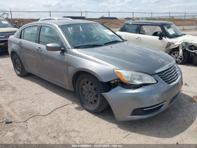  Salvage Chrysler 200