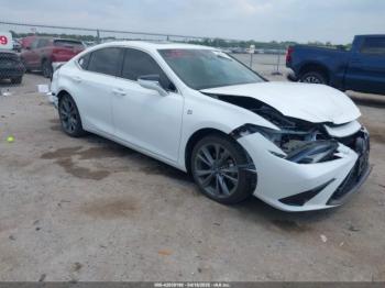  Salvage Lexus Es