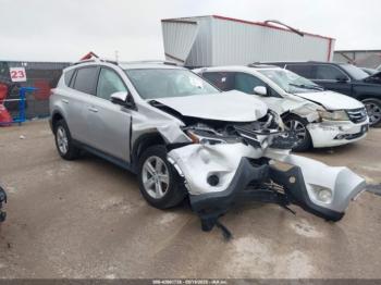  Salvage Toyota RAV4