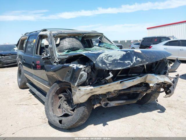  Salvage Chevrolet Suburban 1500