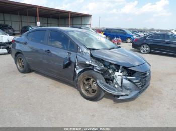  Salvage Nissan Versa