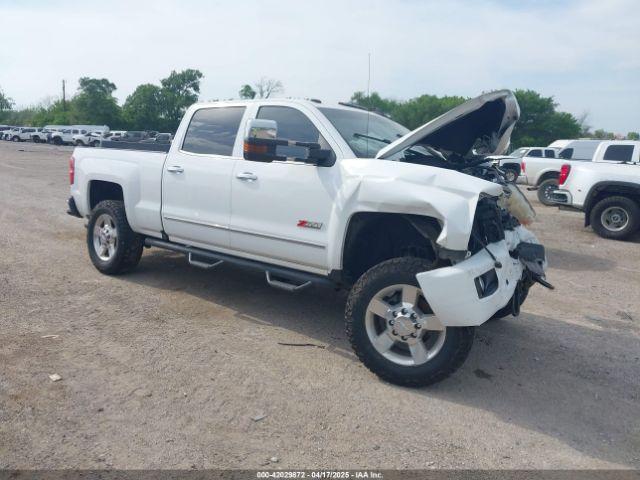  Salvage Chevrolet Silverado 2500