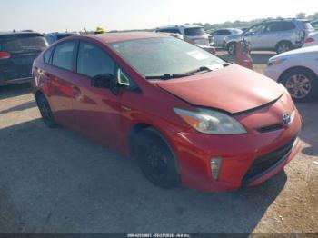  Salvage Toyota Prius
