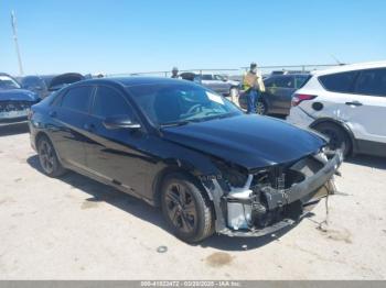  Salvage Hyundai ELANTRA