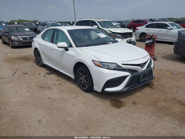  Salvage Toyota Camry