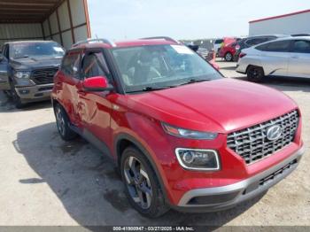  Salvage Hyundai VENUE