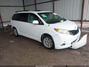  Salvage Toyota Sienna