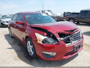  Salvage Nissan Altima