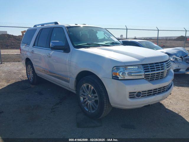  Salvage Lincoln Navigator