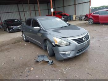  Salvage Nissan Altima