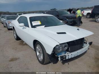  Salvage Dodge Challenger