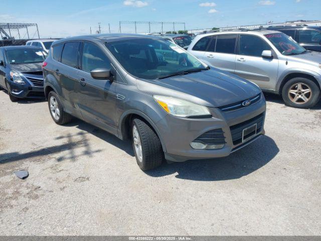  Salvage Ford Escape