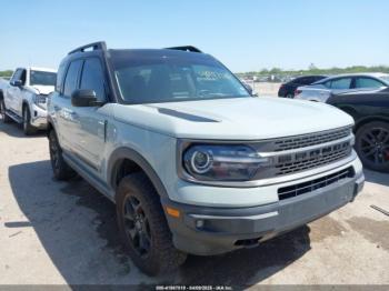  Salvage Ford Bronco