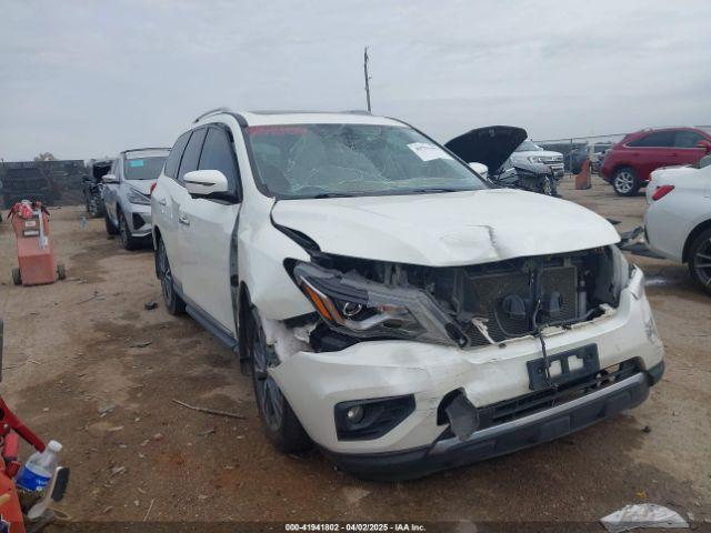  Salvage Nissan Pathfinder