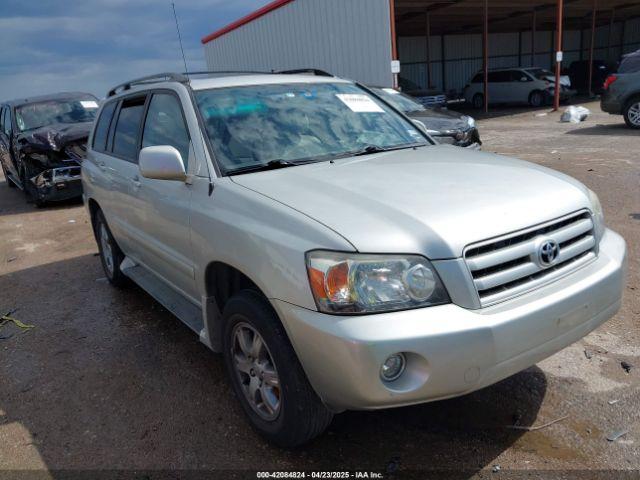  Salvage Toyota Highlander