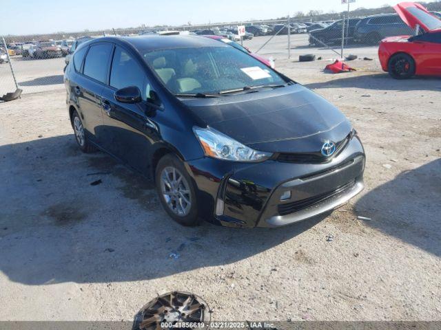  Salvage Toyota Prius v