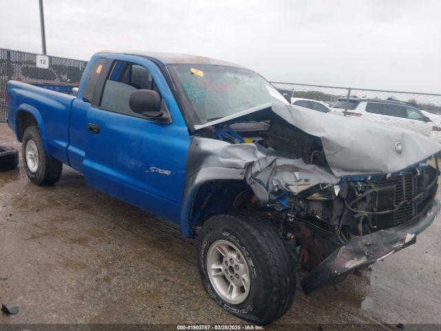  Salvage Dodge Dakota