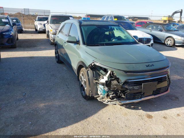  Salvage Kia Niro