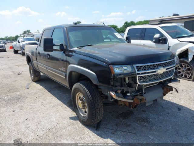  Salvage Chevrolet Silverado 2500
