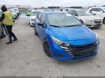  Salvage Nissan Versa