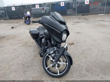  Salvage Harley-Davidson Flhx