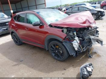  Salvage Hyundai TUCSON