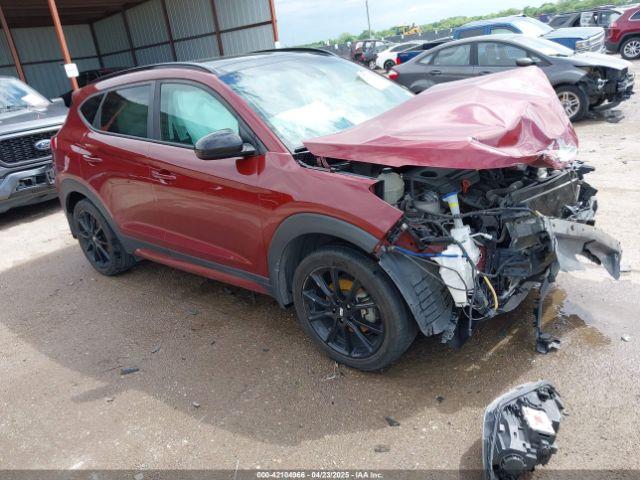  Salvage Hyundai TUCSON