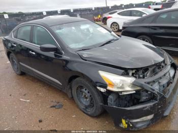  Salvage Nissan Altima