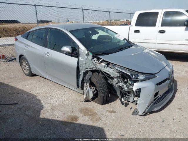  Salvage Toyota Prius