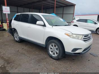  Salvage Toyota Highlander