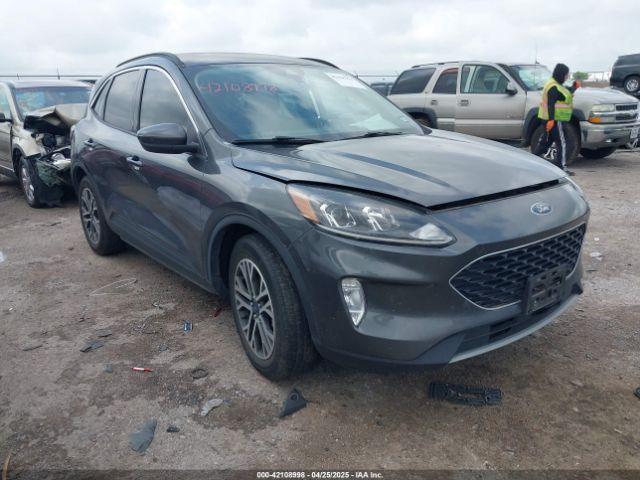  Salvage Ford Escape