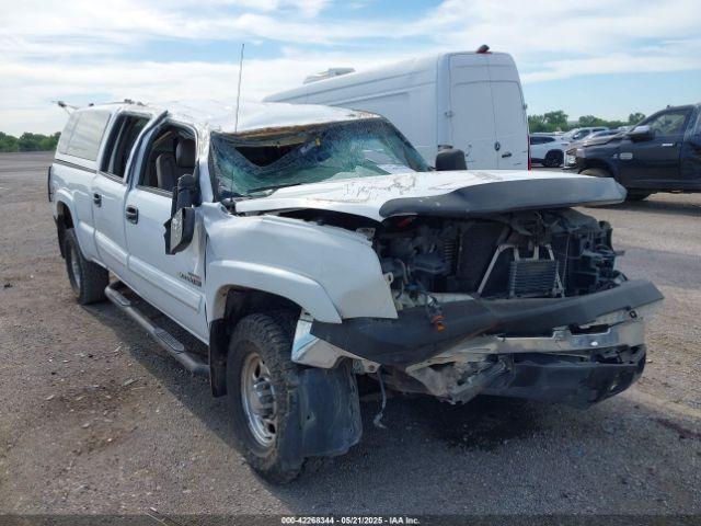  Salvage Chevrolet Silverado 2500