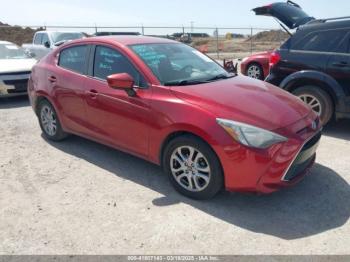  Salvage Toyota Yaris