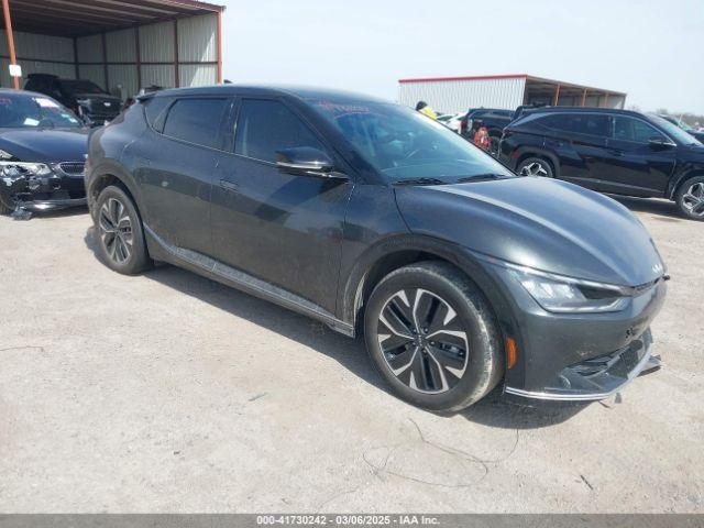  Salvage Kia EV6