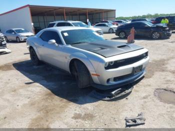  Salvage Dodge Challenger