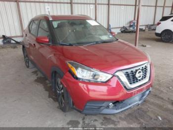  Salvage Nissan Kicks
