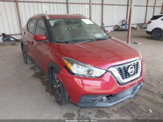  Salvage Nissan Kicks