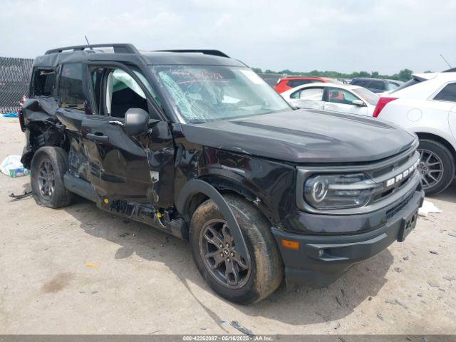  Salvage Ford Bronco